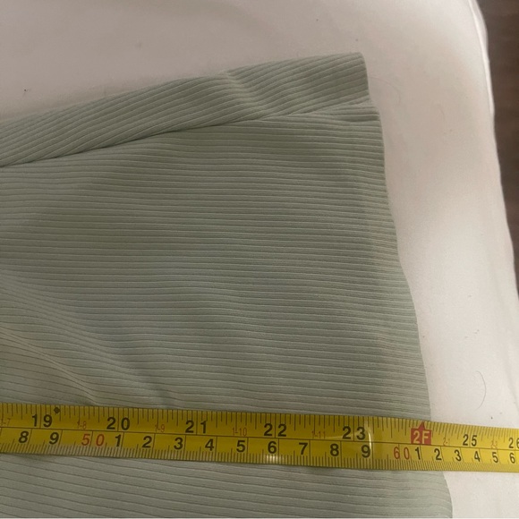 Nike Shirt Boys Large Green Lightweight Casual Athletic Long Sleeve Sports - Picture 6 of 6